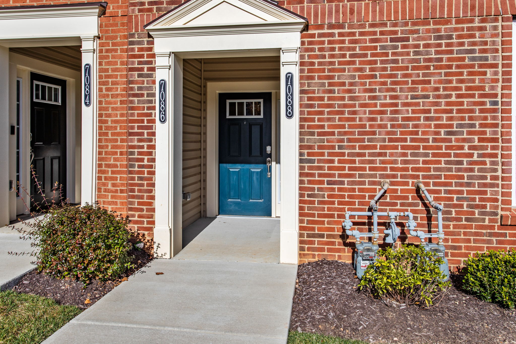 7086 Executive Way - 1