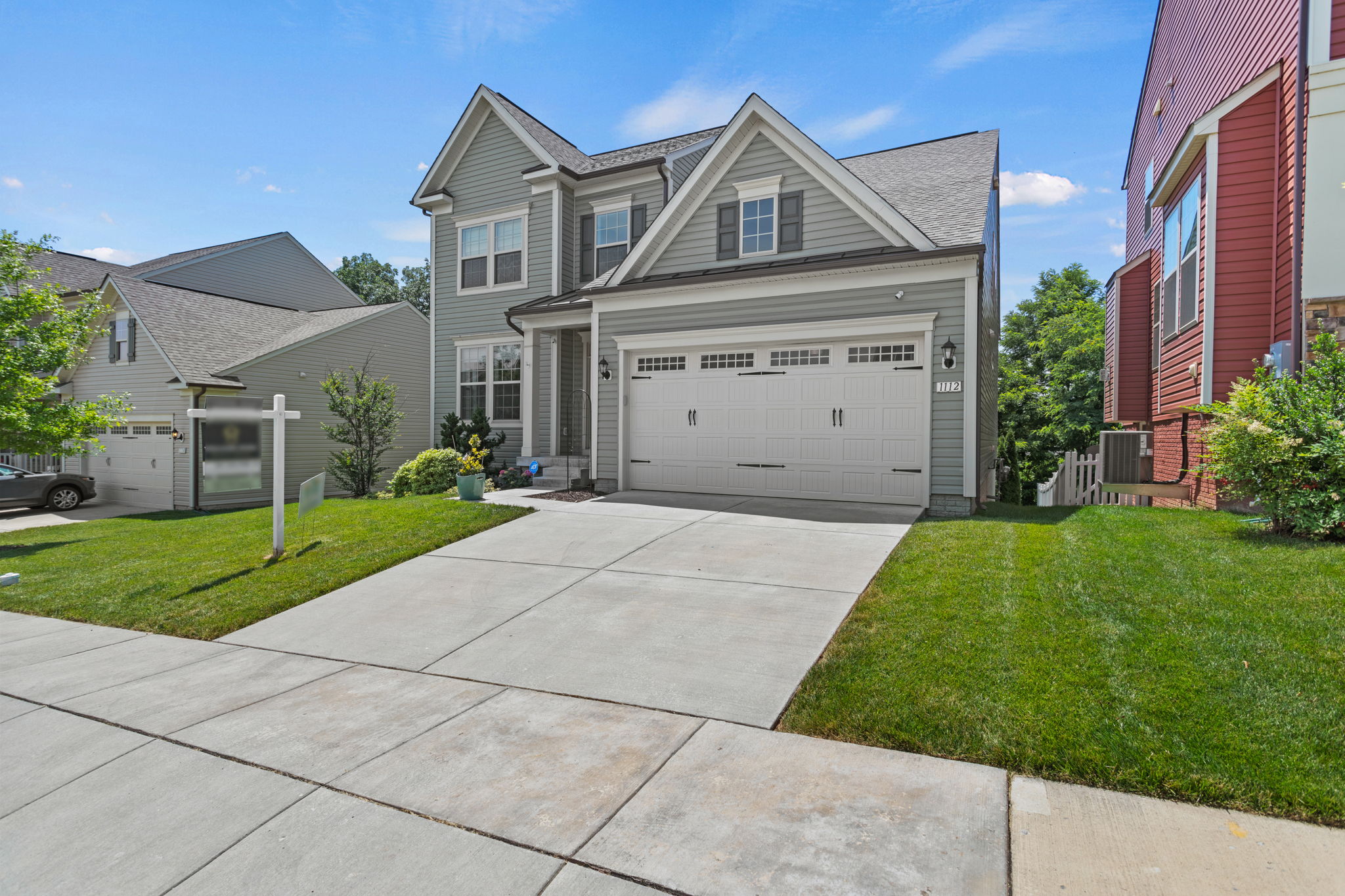 1112 Saxton Drive